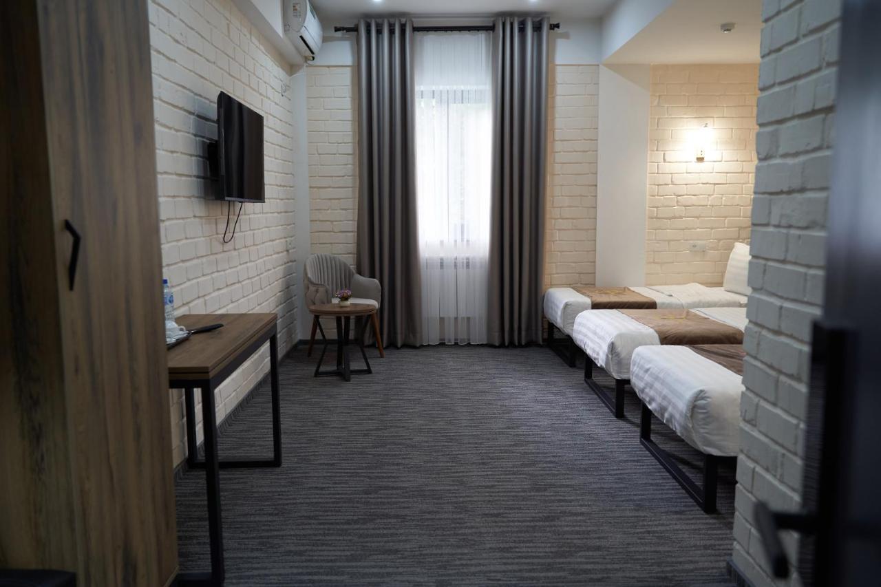 Vatan Plaza Hotel Tasjkent Eksteriør billede